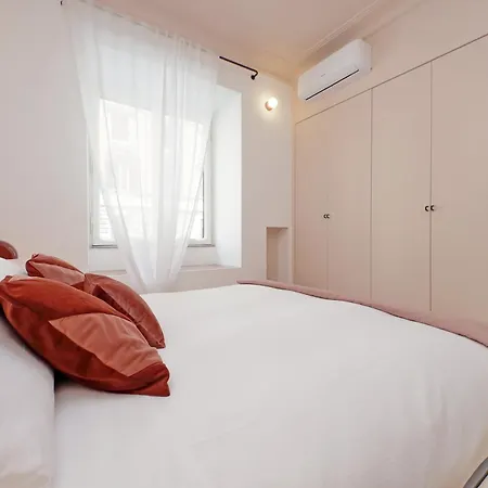 Ych-Colorful And Classy Apartment Near Fori Imperiali Rome Exterior photo