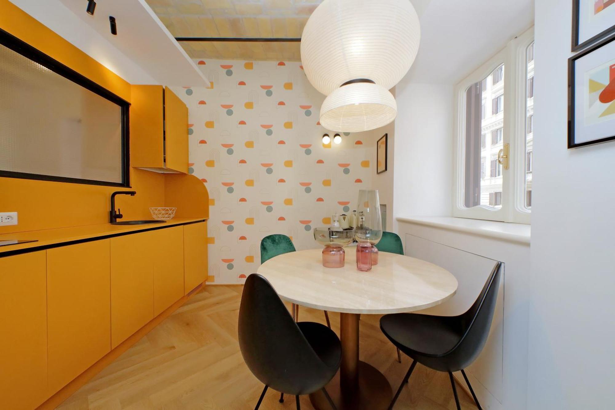 Ych-colorful And Classy Near Fori Imperiali Appartement